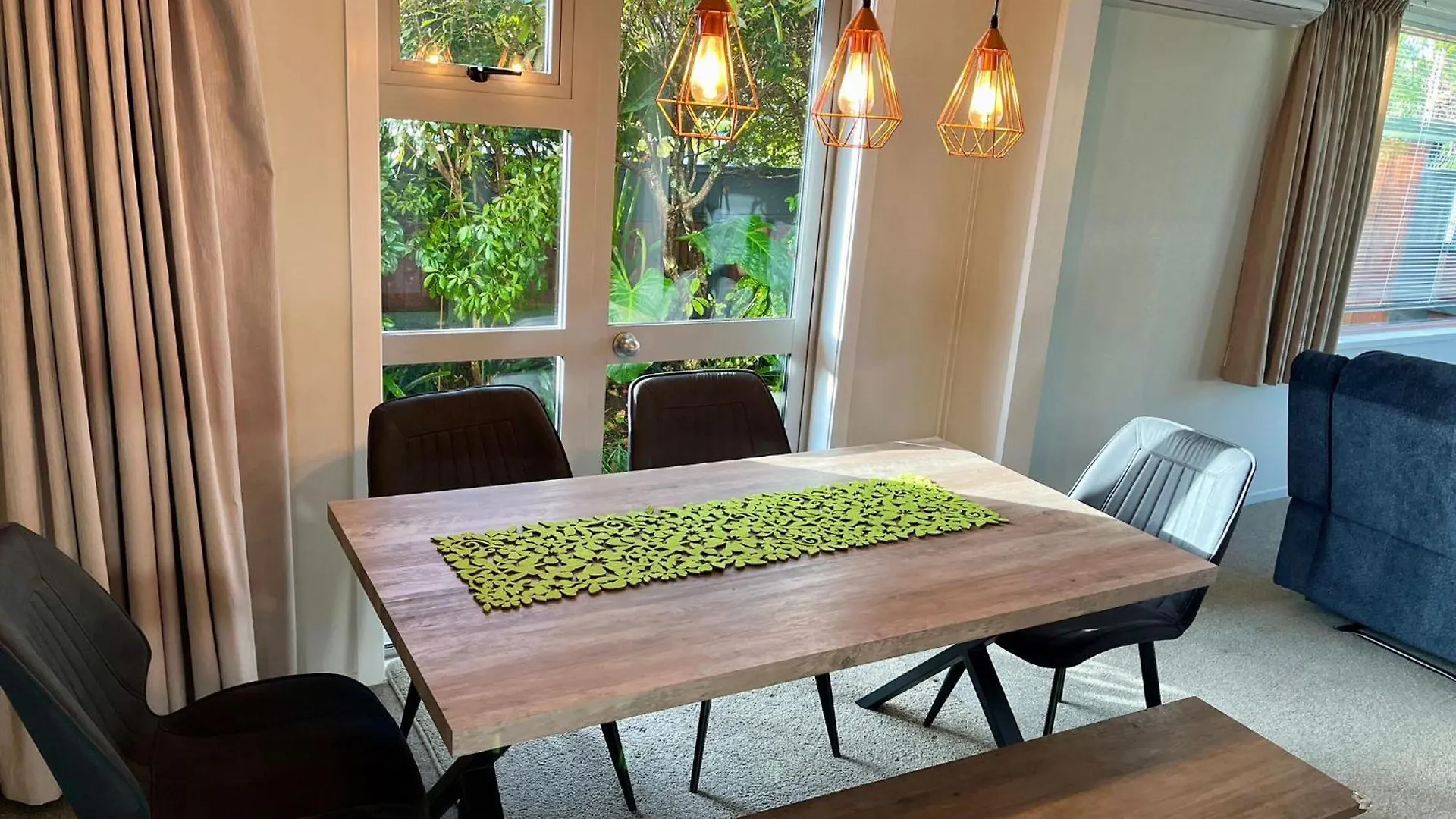 Room In Prime Location House With Spa And Sauna Rotorua New Zealand